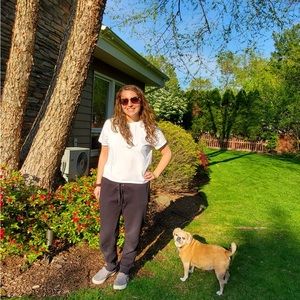 Meet your Posher, Hannah